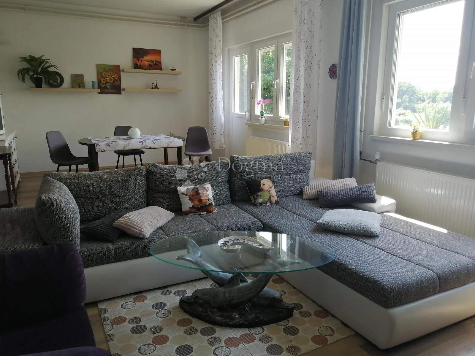 Kuća na izvrsnoj lokaciji nadomak Zaboka – 255 m², dvorište, garaže, velika parcela - cover