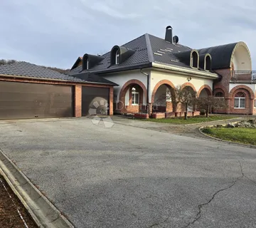 Super luksuzna kuća u Zelini - cover