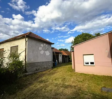 Kuća za renovaciju + uređeni objekt za stanovanje - cover
