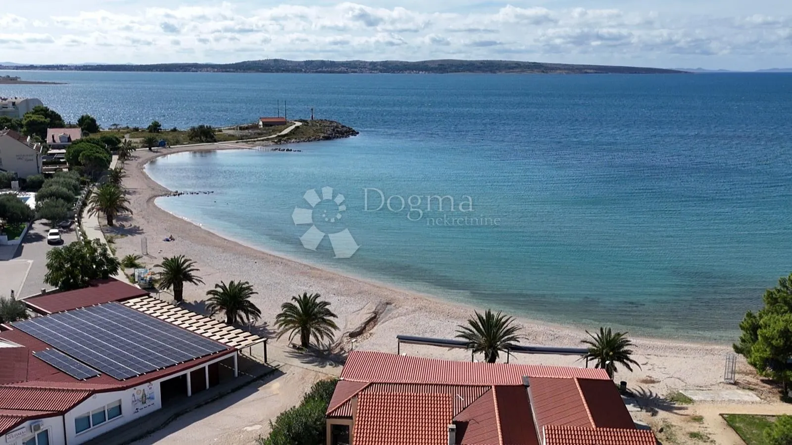 Useljivi apartman kraj mora - cover