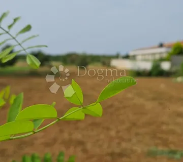 Građevinsko zemljište uz asfaltiranu cestu - cover