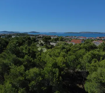 BRODARICA- 5270M2 GRAĐEVINSKOG ZEMLJIŠTA - cover