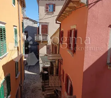 LABIN, kuća u starogradskoj jezgri - cover