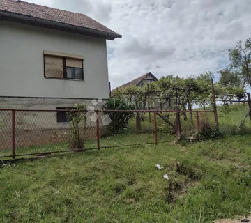 Kuća s pogledom na Petrovu Goru i besplatnim vodovodom - cover