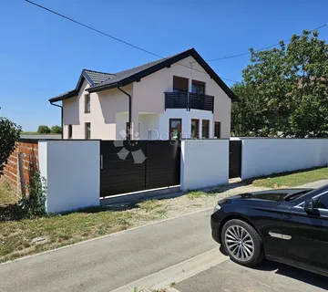 OBITELJSKI DOM U SARVAŠU, 5 SOBA, 196m2! - cover