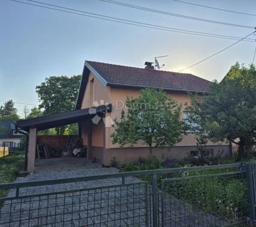 Kuća u centru Oroslavja - cover