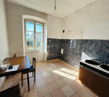 Stan s potencijalom za investiciju - cover