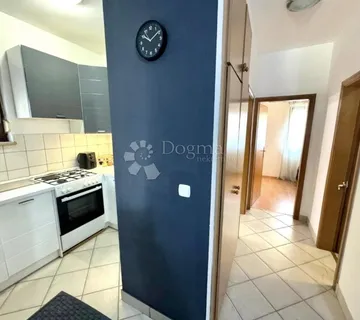 Dvosoban stan u Medulinu - plaža Mukalba - cover