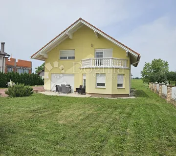 Predivna useljiva kuća - cover