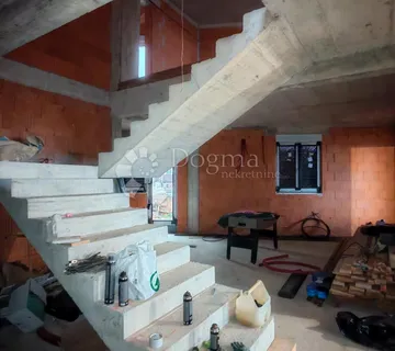 KRALJEVICA 230m2 - cover