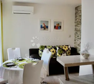 STAN TRSTENIK SPLIT - cover