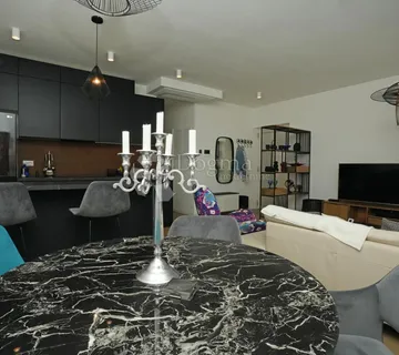 POREČ - Stan u novogradnji 1800m mora - cover