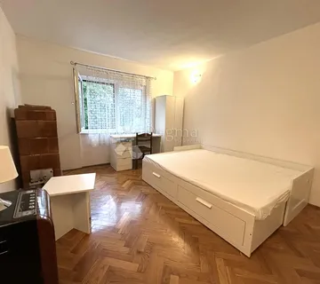 PRODAJA STANA NA FOLKI - cover