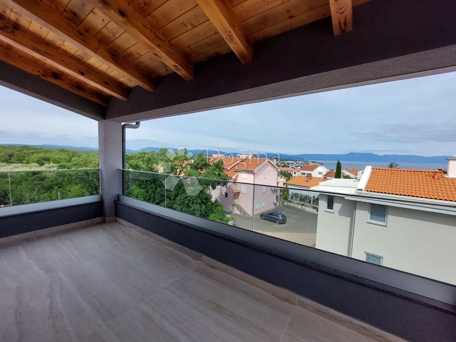 MALINSKA, PENTHAUS 500 M OD MORA - cover