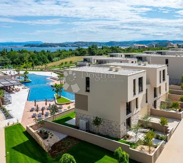 VILE kao dio luksuznog resorta - cover