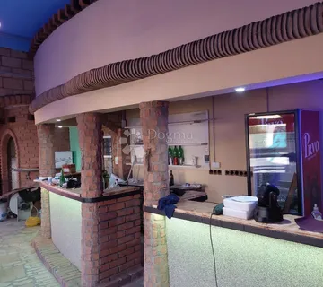 TOP prilika: poslovni prostor – prizemlje + podrum - cover