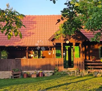Prekrasno veliko imanje u blizini Križa - cover
