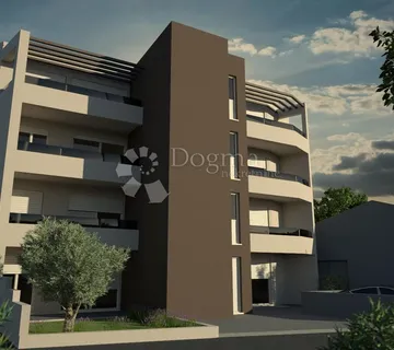 Ližnjan, Novogradnja s pogledom na more - cover