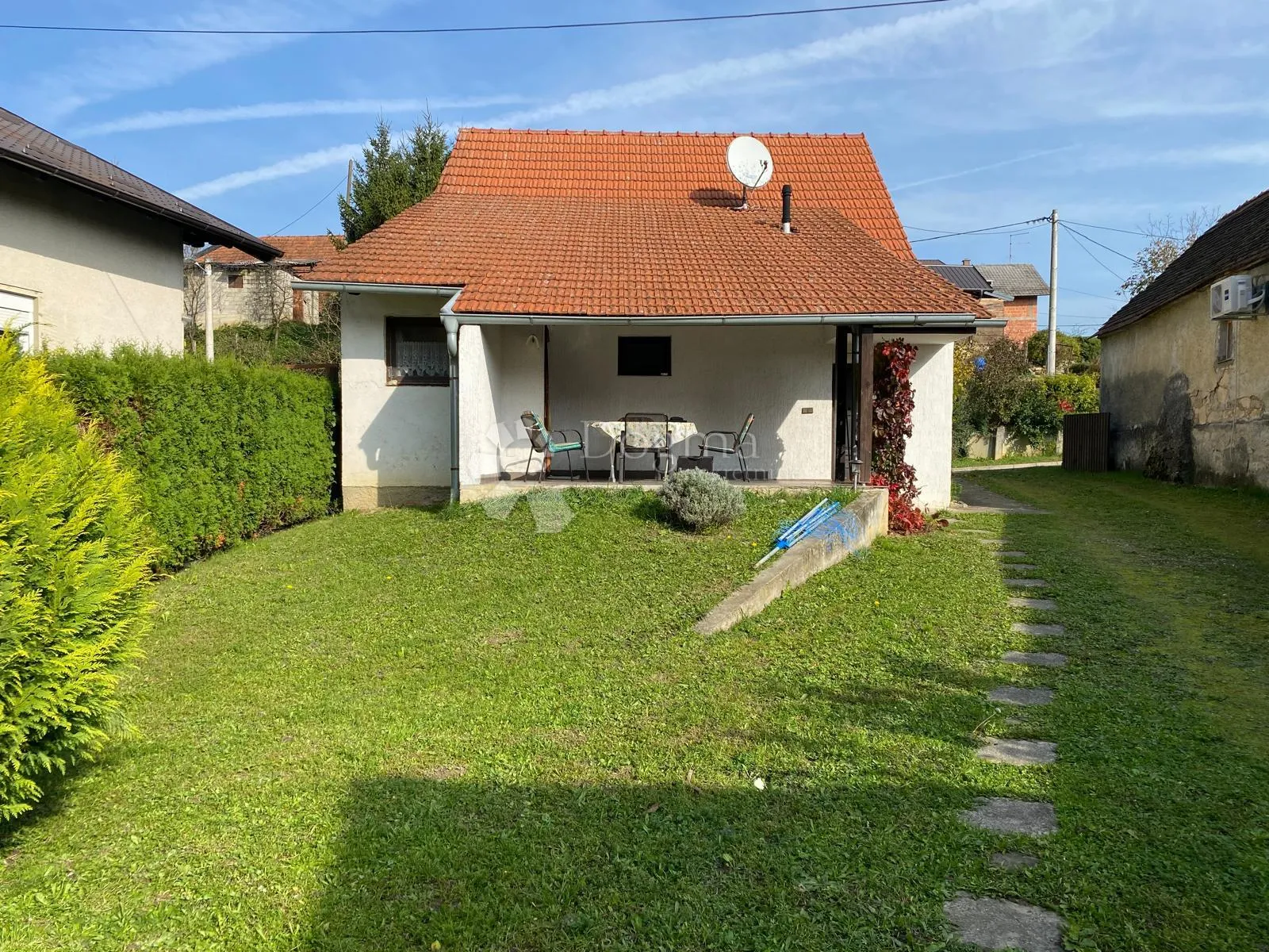 KUĆA ZA NAJAM - 60 m2 -  VINICA  - cover