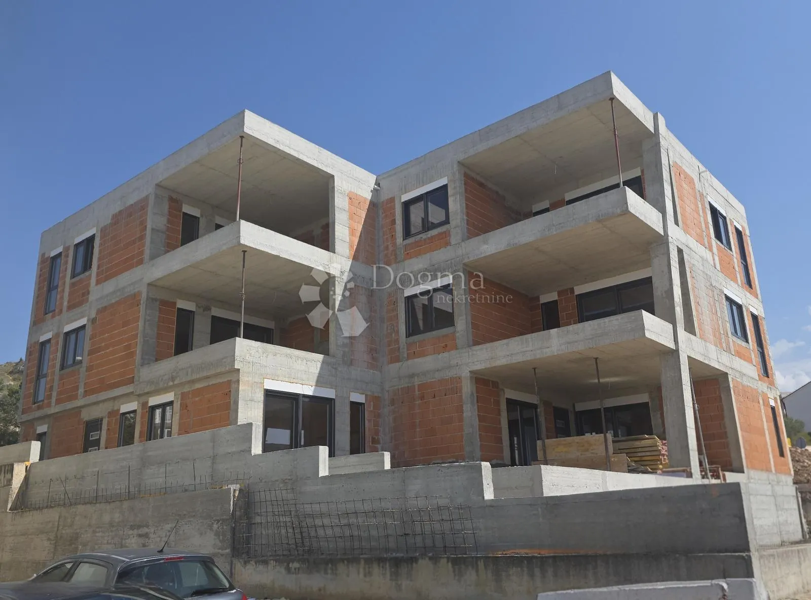 Žaborić – dvosoban stan u novogradnji s pogledom na more - cover