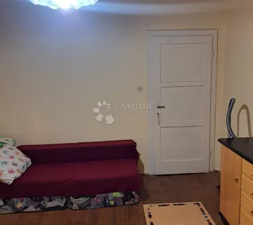 Kamena kuća - cover