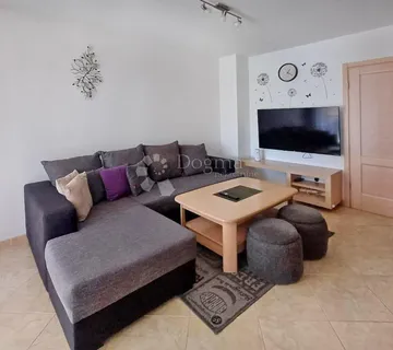 POREČ (okolica) - Namješten stan sa 2SS+DB - cover