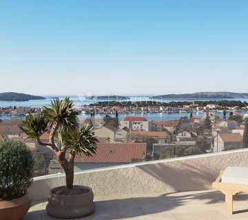 BRODARICA, EKSKLUZIVAN PROJEKT S POGLEDOM NA MORE, JEDNOSOBAN STAN S VRTOM  - cover