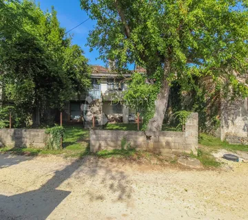 Odlična kuća za adaptaciju u središnjoj Istri - cover