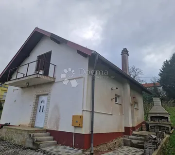 Kuća s velikom okućnicom, voćnjakom i potkrovljem nadomak centra Marije Bistrice - cover