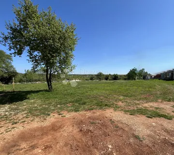 UMAG, GRAĐEVINSKO ZEMLJIŠTE ZA IZGRADNJU KUĆE ZA ODMOR ILI ŽIVOT - cover