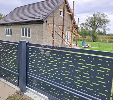 Renovirana kuća s velikom okućnicom - cover