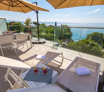 LOVRAN - Ekskluzivni stan 50 metara od mora - cover