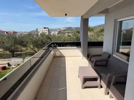 Dvoetažna kuća i odvojeni apartman 280m2 - cover