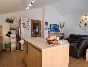 VISKOVO SROKI ETAZA SA 350M2 OKUCNICE - cover