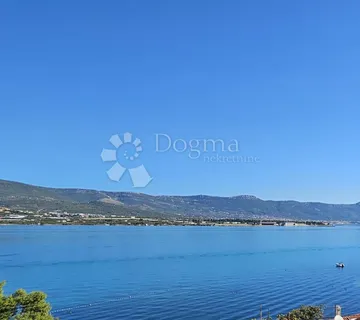 Kuća na o. Čiovu s  prekrasnim pogledom na more - cover