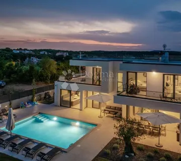 Villa Banjole - cover