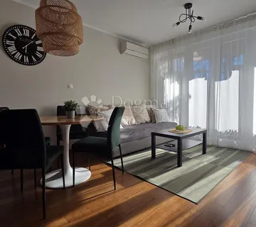 Odličan stan na Donjoj Vežici idealan za obiteljski život - cover