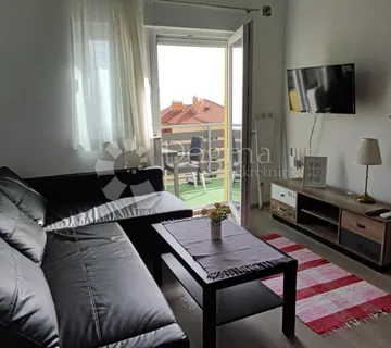 Najam stan u Opatiji, blizu mora, parking moguć - cover