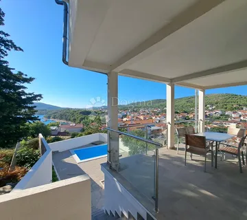 TRIBUNJ – Jedinstveno na tržištu! Kuća s bazenom na izvanrednoj lokaciji + dodatna kuća za renovaciju! - cover