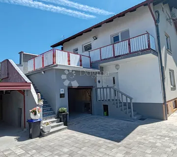 Ulaganje koje se isplati – Višestambena kuća u blizini škole i centra Varaždina - cover
