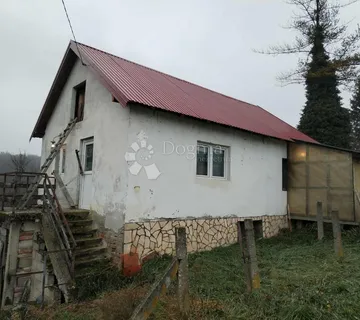 Top lokacija za miran život – kućica s pogledom na zelenilo - cover