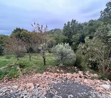 Bregi-građevinski teren 665m2 - cover