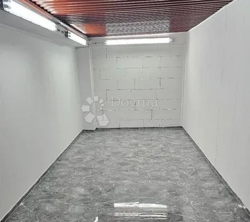 SIGURNA GARAŽA - RAVNICE / MAKSIMIR - TOP LOKACIJA - cover