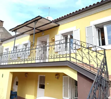 Prilika za turizam, kuća 97m2, Grižane  - cover