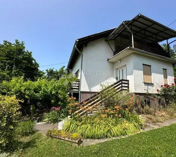 Kuća s potencijalom Vrbovec, naselje Jug - cover