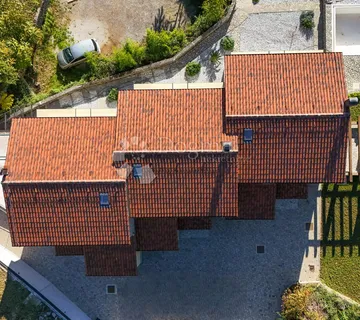 Premium kuća u nizu – Bazen, garaža, podno grijanje - cover