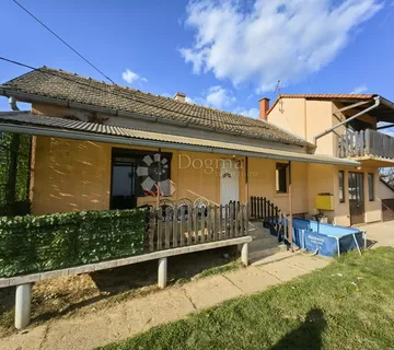 Obiteljska kuća u mirnom dijelu Petrijevaca - cover