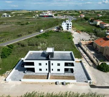 PRIVLAKA -  MODERAN PENTHOUSE - KROVNA TERASA - cover