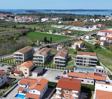 Penthouse u luksuznom resortu sa bazenom - FAŽANA - cover