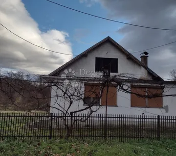 Odmah useljiva i povoljna kuća  - cover